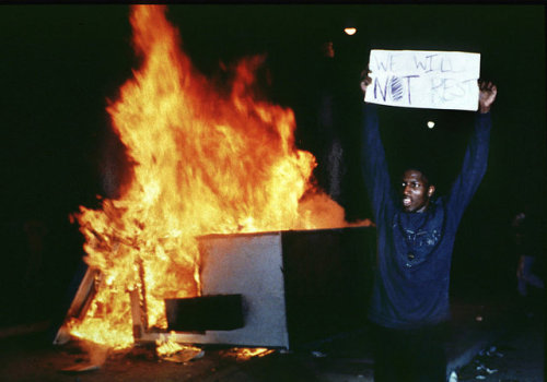 bobbycaputo:What Photographers Of The LA Riots Really Saw...