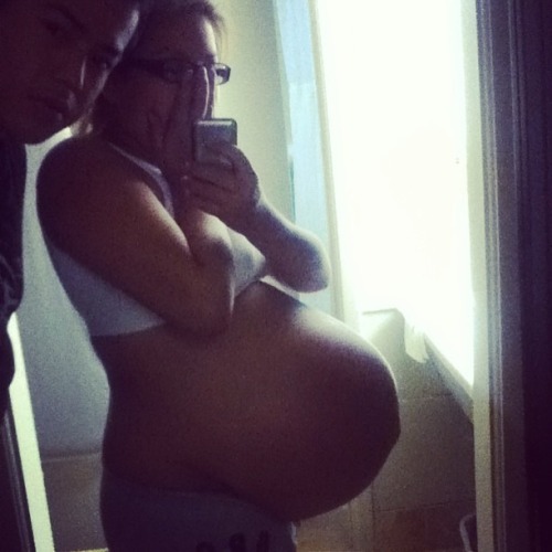 PreggoLove22