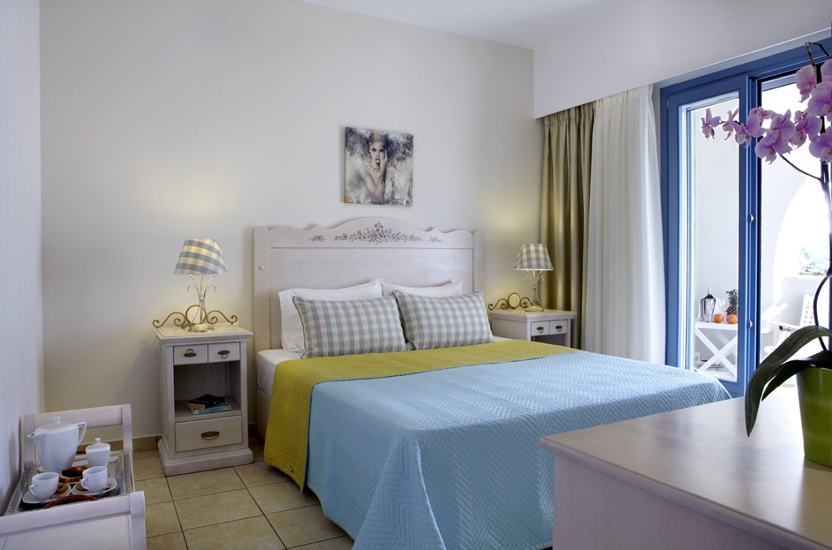 Mitos Suites - Naxos, Greece Consisting of a...