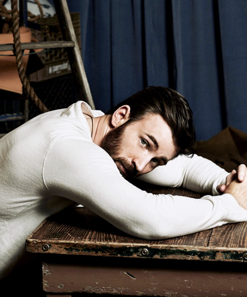 dailychrisevans:Chris Evans photographed by Danielle Levitt...