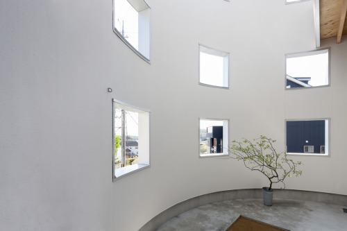 bloasian69:uosu:HOUSE IN HIKONE / TATO ARCHITECTSThis is...