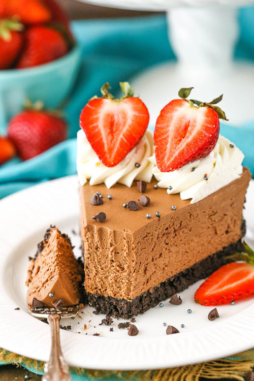 foodffs:EASY NO BAKE CHOCOLATE CHEESECAKEFollow for recipesIs...