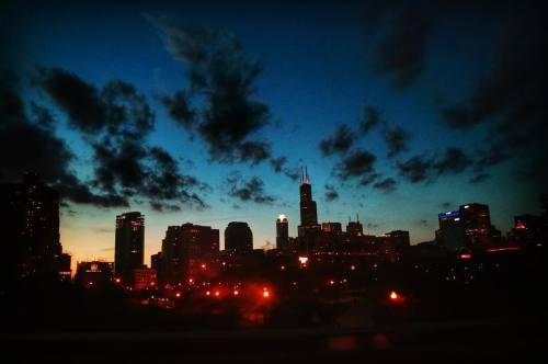 #Chicago #Skyline #LakeShoreDrive #Sunset #Dusk #Color...