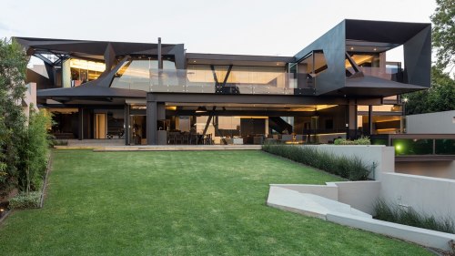 40 Luxury House Exteriors To Spark Dreams And Aspirations