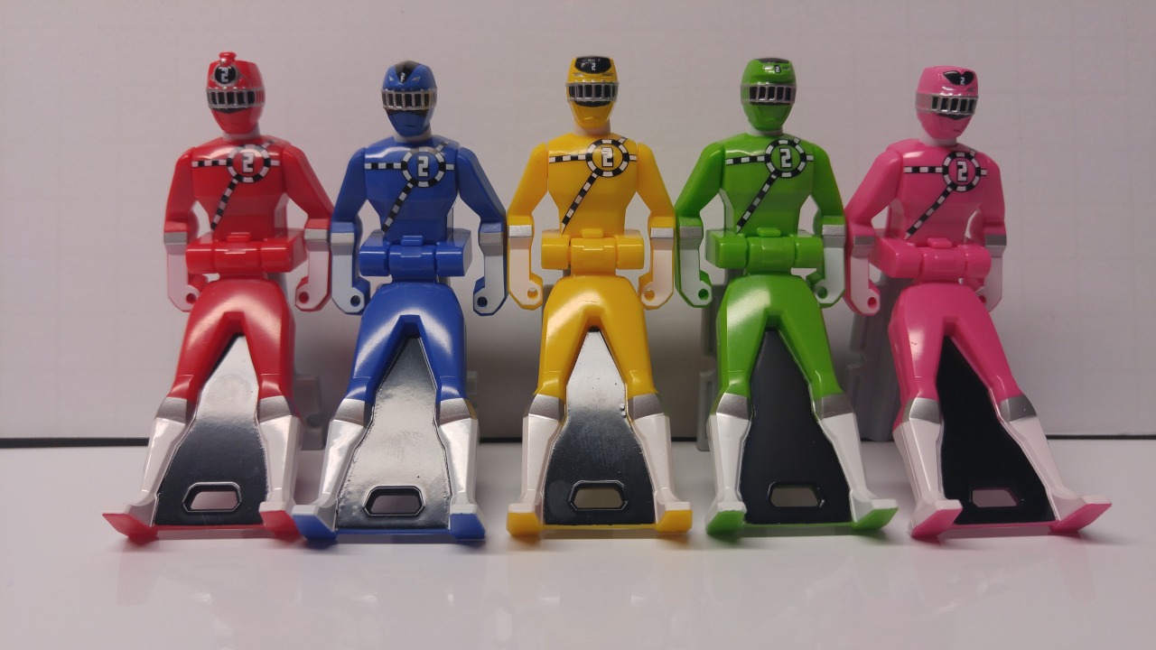 Jay's Blog of Things - Ressha Sentai ToQger Ranger Key Set Rainbow...