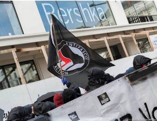 colerenoire:Angers, manifestation contre l’Alvarium, 22/09/18