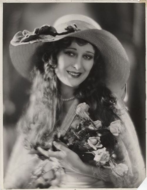 christinerod:Picture of Dolores Costello