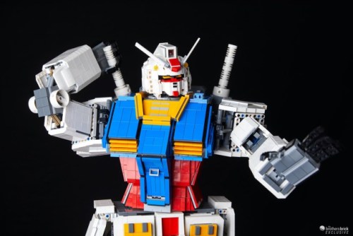 dontsteponthelegos:(via Colossal Gundam made with over 10,000...