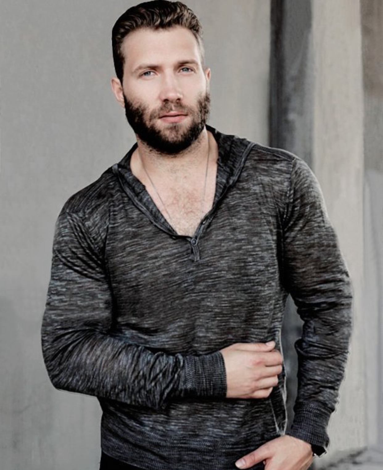 Jai Courtney Haircut Beard Eyes Weight Measurements Tattoos 33630 | Hot ...