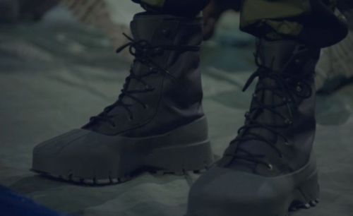 yeezy 1050 duckboot