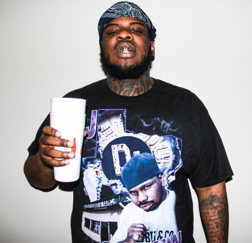 maxo kream supreme shirt