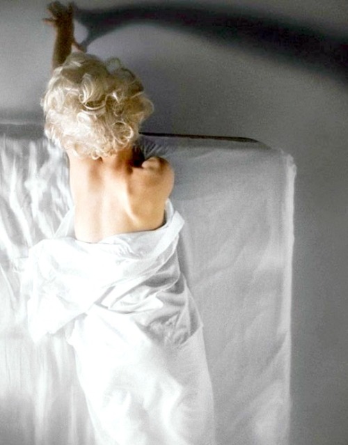 alwaysmarilynmonroe:Marilyn by Douglas Kirkland in November...