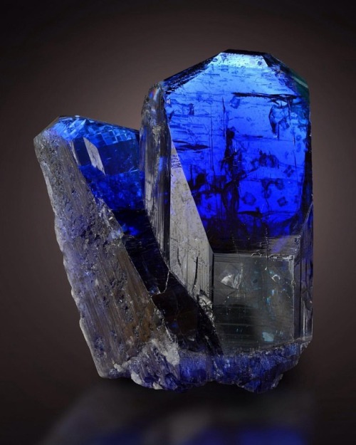 geologypage:Tanzanite | #Geology #GeologyPage...