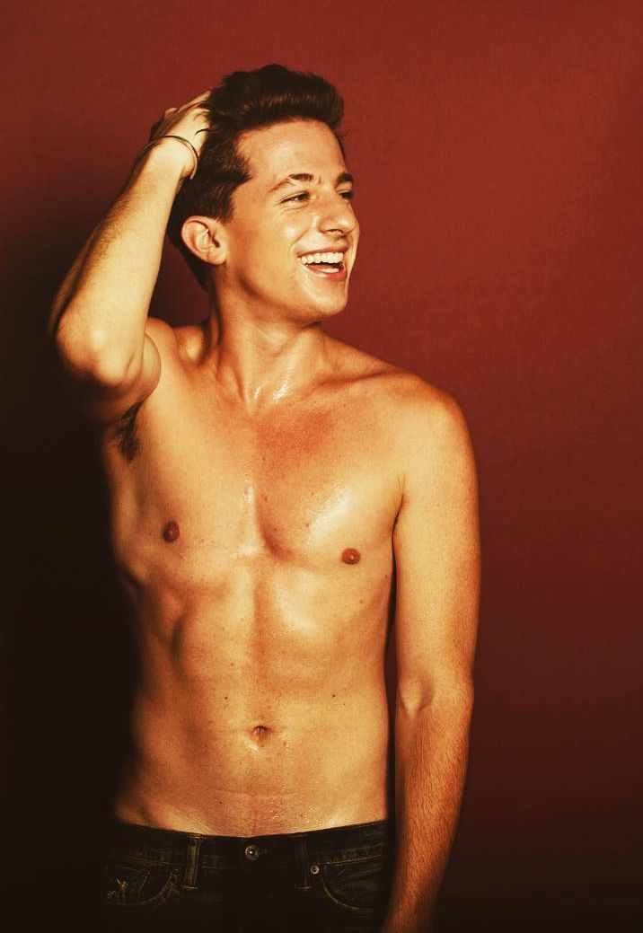 Resultado de imagen para charlie puth shirtless