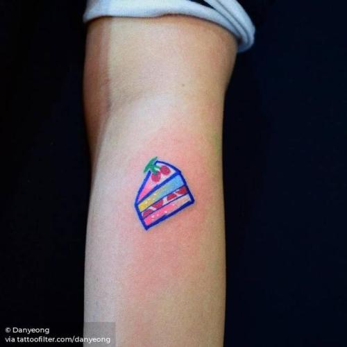 By Danyeong, done in Seoul. http://ttoo.co/p/218905 small;tiny;food;ifttt;little;forearm;cake;danyeong;illustrative