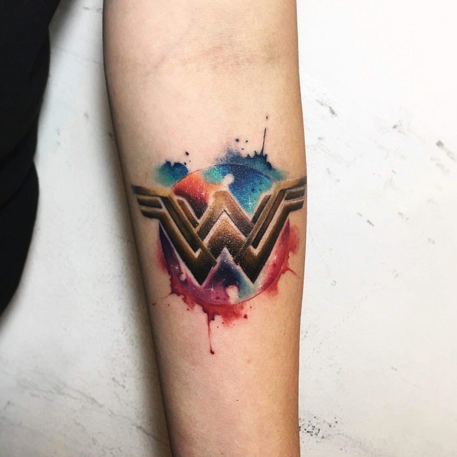 Whiplash Tattoo Wonder Woman Logo With Watercolor Background