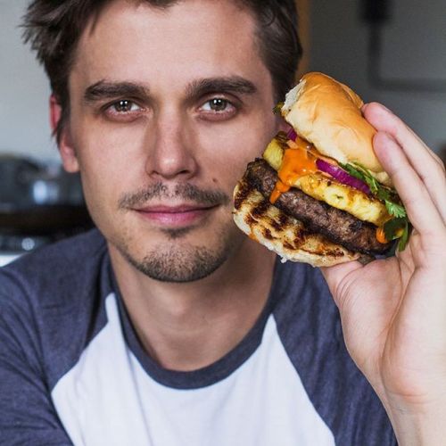 bishounenirl:Antoni Porowski posing with food is a true gift.