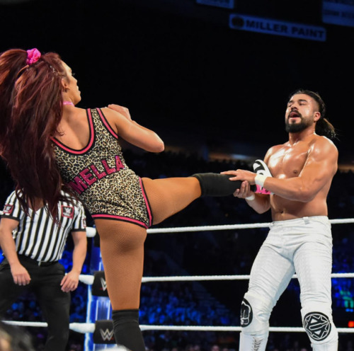 wwedivadeluxex:R-Truth & Carmella vs. Andrade “Cien” Almas...