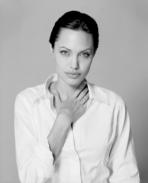 Angelina Jolie — wolvesthrones: I don’t see the point of doing an...