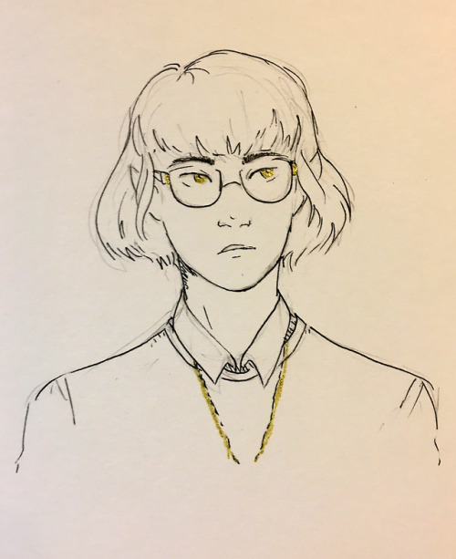 pyrofleurs:found a VERY sparkly gold pen so did some doodles. i...