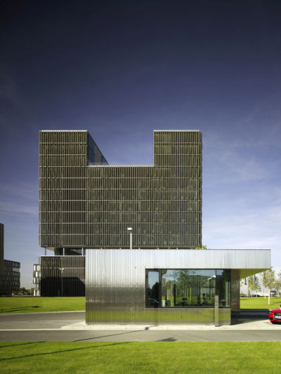 archatlas:<br /><br />Q1, ThyssenKrupp Quartier Essen JSWD Architekten<br />