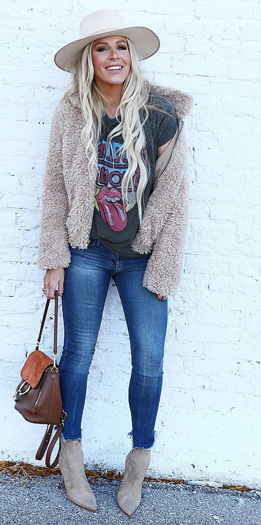 50+ Cozy Outfit Ideas You Need - #Beauty, #Clothing, #Picoftheday, #Best, #Perfect Favorite new teddy jacket and my totee (wearing a medium in the jacket and a small in the tee) Shop all my looks instantly by following me on the  App Or click on the link in my bio and then click on the pic you want to shop:  