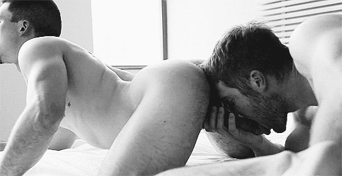 Subway licking orgasm gaysex