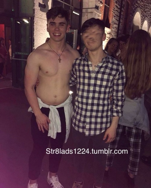 str8lads1224:Luke 19 DublinSuch a hot cock