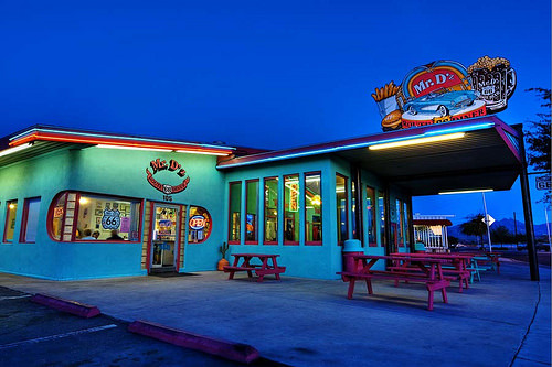 (1) Happy Home, fuckyeahvintage-retro: 1950s Diner on Route 66...