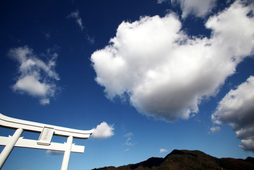 fujiwara57:Izumo taisha 出雲 大社 le lieu où se réunissent les...