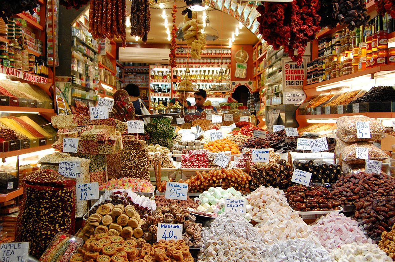 TraveleZe — 3 Imperishable Turkish Bazaars