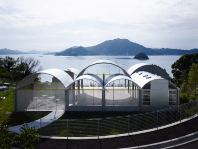 subtilitas:<br /><br />Toyo Ito - Silver hut, as both a private residence in Nakano-ku, completed in 1984 (above), and re-built as an architectural museum in Imabari in 2011 (below). Via.<br />