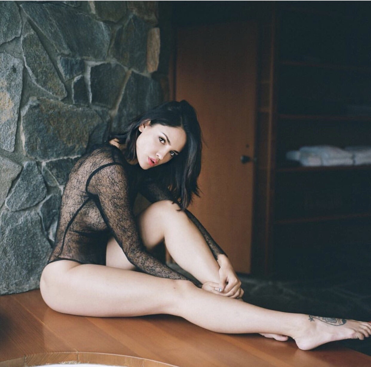 Vanessa hudgens nude pictures scandal Model with big ass