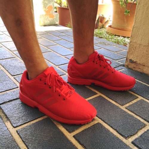 adidas flux triple red