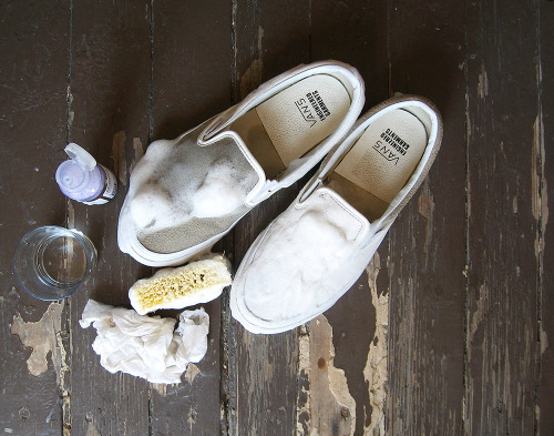 how to get grease out of sneakers