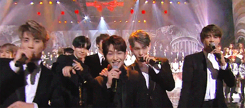 shinee shinee aesthetic jonghyun jonghyun aesthetic jonghyun moodboard taemin taemin aesthetic onew onew aesthetic minho minho aesthetic key key aesthetic forever five in our hearts... my precious boys my eternal prince jonglove gifs are not mine