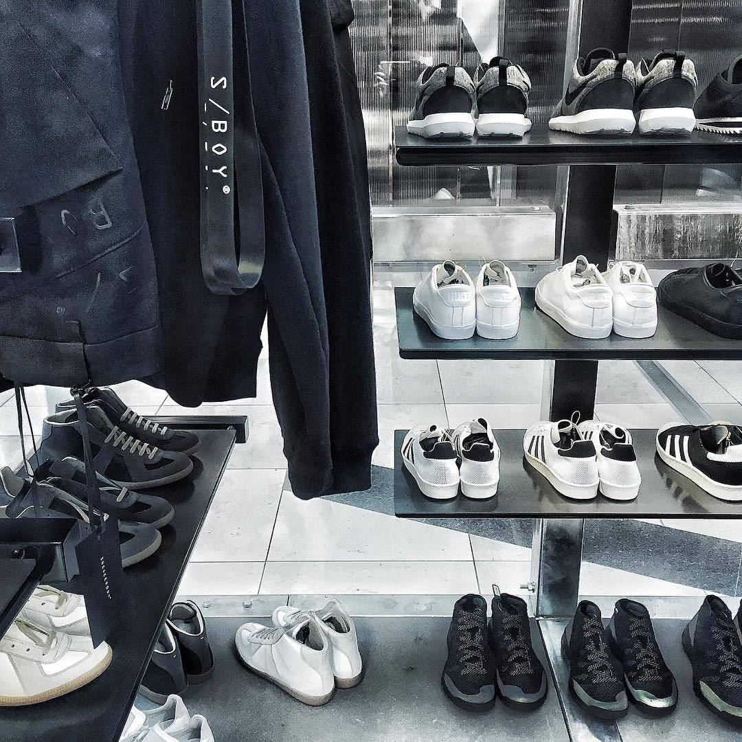 sneakerboy outlet
