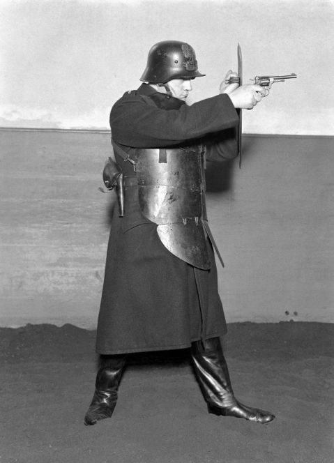 peashooter85:
“Polish police officer, 1934.
”
Tfw it isnt heheszki