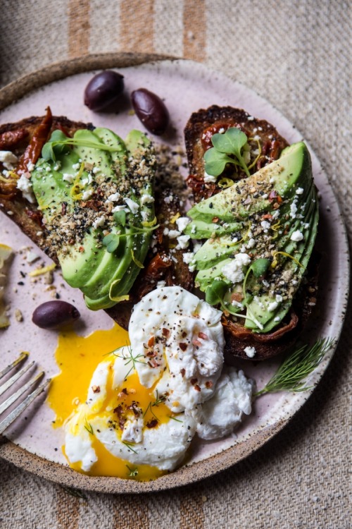 do-not-touch-my-food:Mediterranean Avocado Toast with...