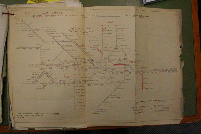 Historical Map: Diagram of Tube Services, 7:00am,... - Transit Maps