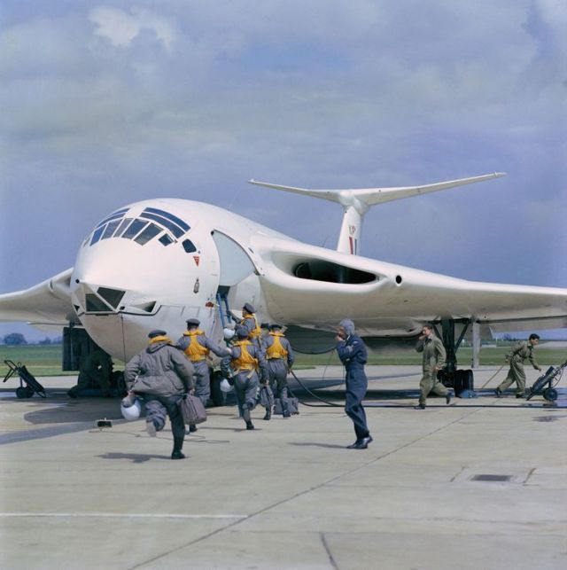 Britain S Cold War Nuclear Bombers The Short History Shall Be Kind   Tumblr NtvavkwiOT1u7ngfoo1 640 