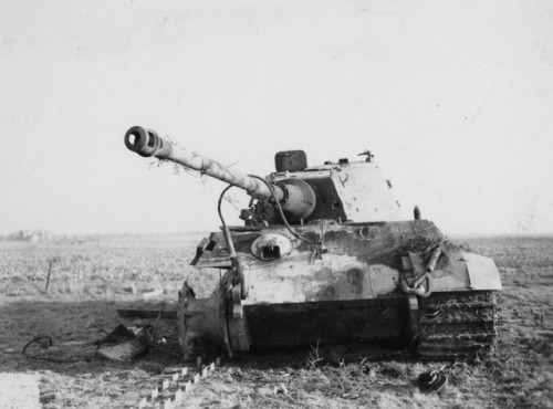 bmashine:Broken equipment on the fronts of the Second World war