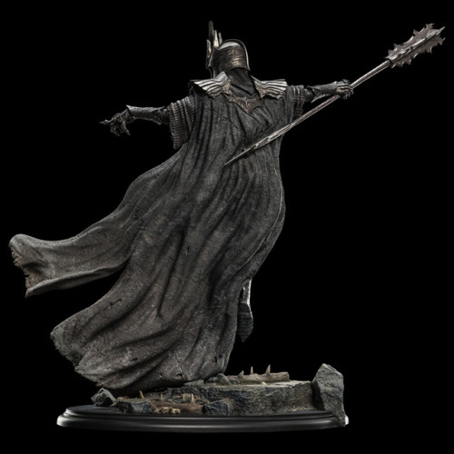 actionfigurehottoys:Ringwraith of Forod at Dol Guldur...