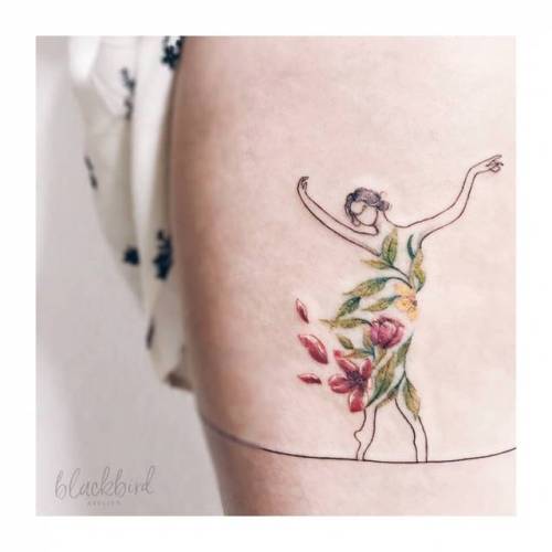 By Luiza Oliveira, done in Lisboa. http://ttoo.co/p/35927 small;tiny;thigh;dancer;ifttt;little;luizaoliveira;profession;medium size;illustrative