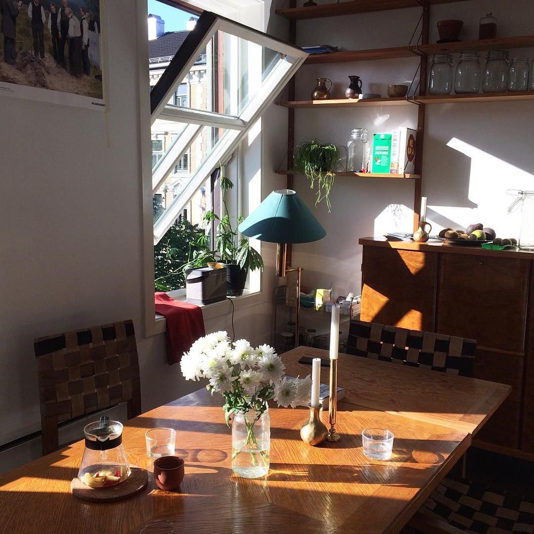 sunlit-kitchen