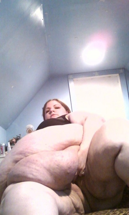 thestonerslob:biggirladmire:ssbbwfanatic:hangsjustoutofreac...