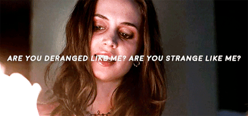 Buffy het lichaam dating vragen te stellen voordat dating hem