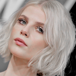 Voir un profil - Zoey Lynskey 702205651d4f9f09aefa2859eb82d9f5c72b1d03