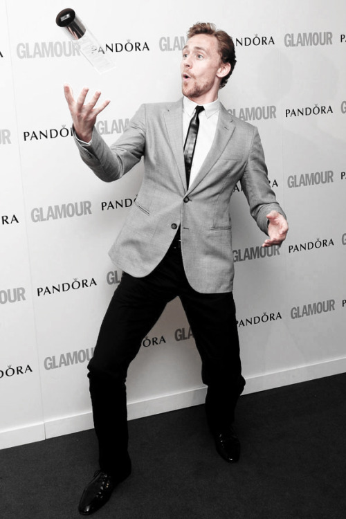 dangertoozmanykids101:bitchevans:Tom Hiddleston: Glamour’s...