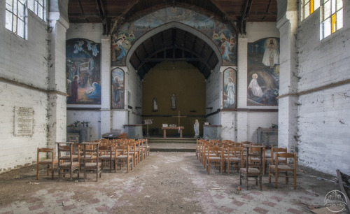 urbanrelicsphotography:EGLISE DES CAUSES DESESPERESThe “church...